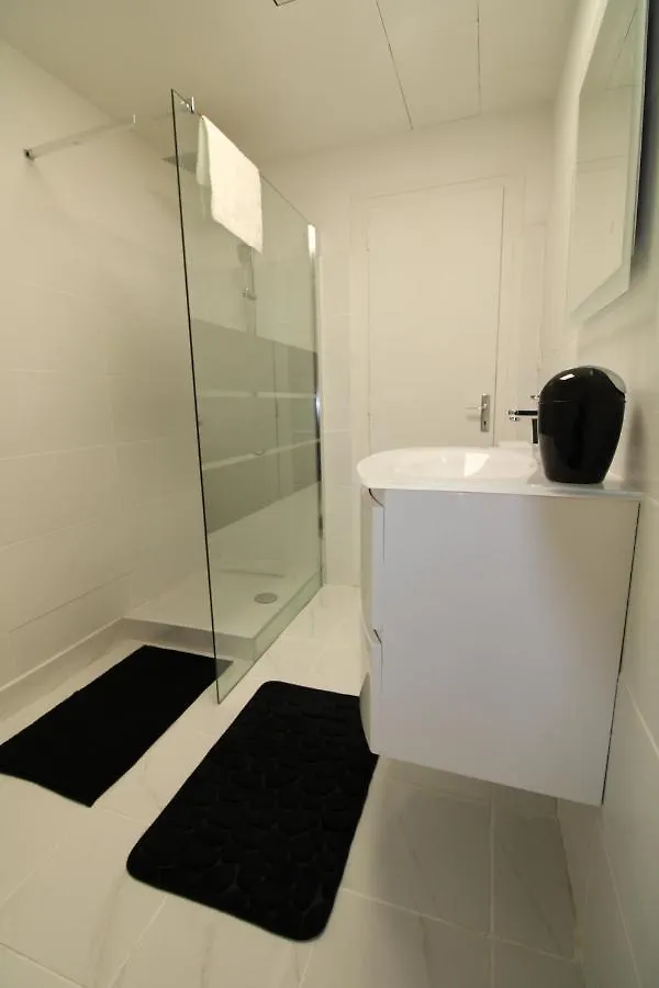 ● Le Bigourdan ● Sanctuaires - Calme - Wifi - Park Apartment Lourdes